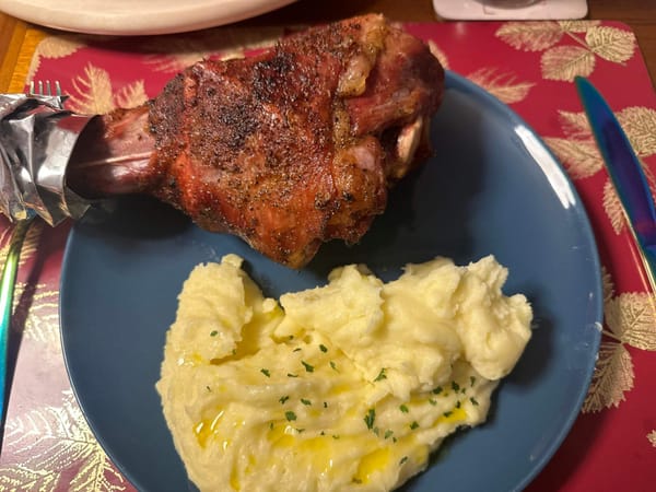 Turkey Leg & Mash